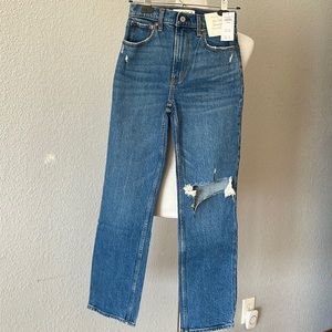 New Abercrombie and Fitch The’90s Straight full length straight leg jeans